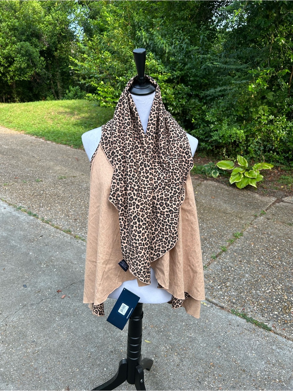 Pampered Chef vest NWT